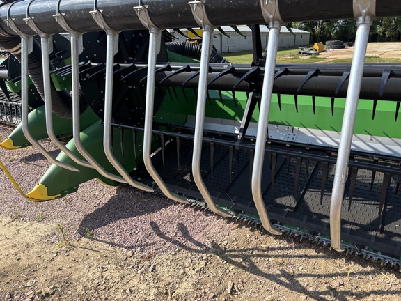 2023 John Deere RD45F Header Combine