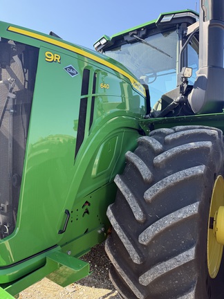 2023 John Deere 9R 640 Tractor 4WD