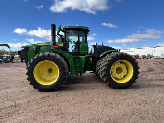 2023 John Deere 9R 640 Tractor 4WD