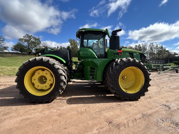 2023 John Deere 9R 640 Tractor 4WD