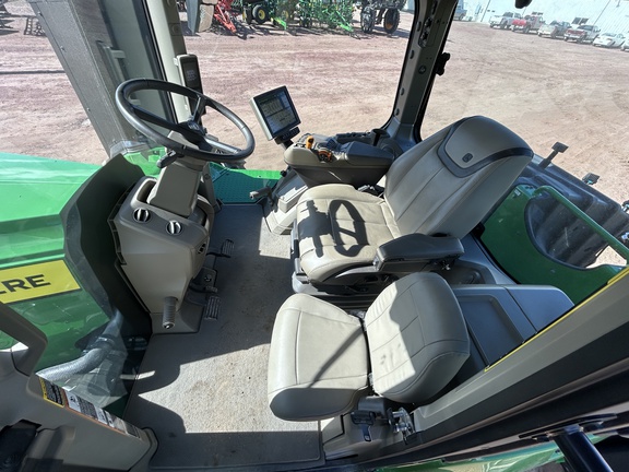2023 John Deere 9R 640 Tractor 4WD