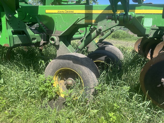 2015 John Deere 2730 Disk Ripper
