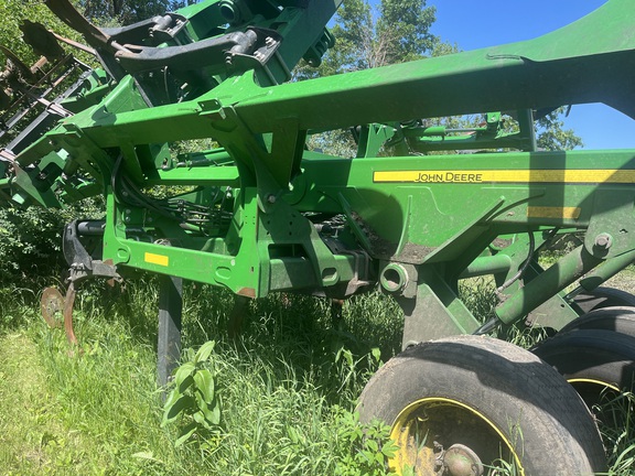 2015 John Deere 2730 Disk Ripper