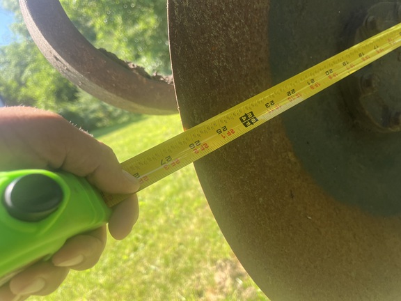 2015 John Deere 2730 Disk Ripper