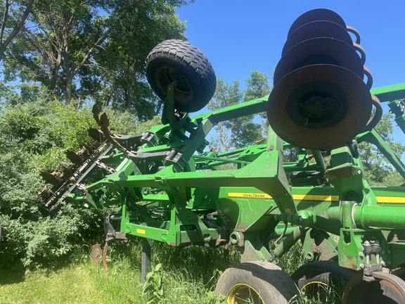 2015 John Deere 2730 Disk Ripper