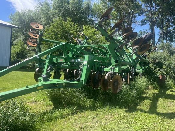 2015 John Deere 2730 Disk Ripper