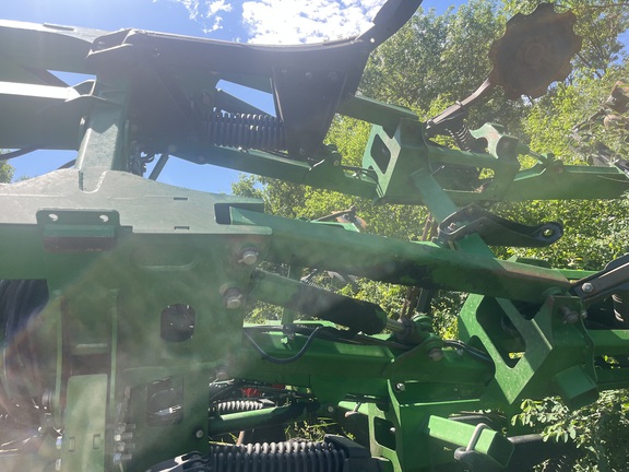 2015 John Deere 2730 Disk Ripper