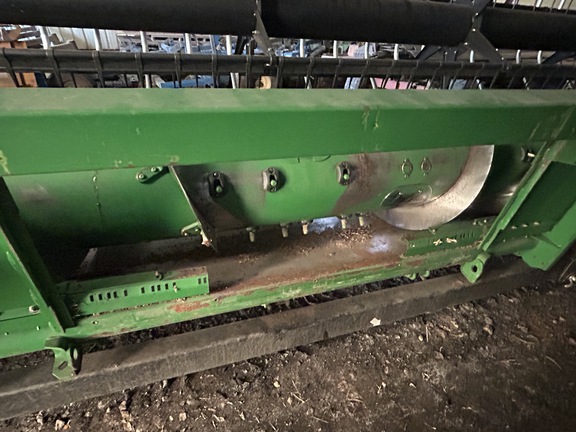 2010 John Deere 630F Header Combine