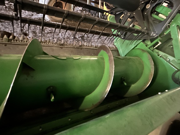 2010 John Deere 630F Header Combine