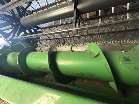 2010 John Deere 630F Header Combine