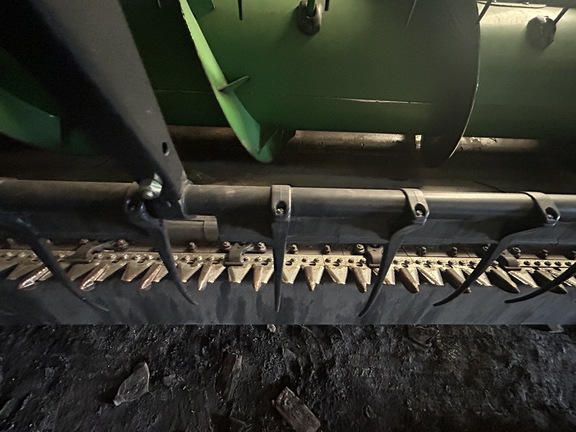 2010 John Deere 630F Header Combine