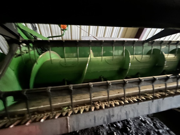 2010 John Deere 630F Header Combine