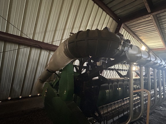 2010 John Deere 630F Header Combine