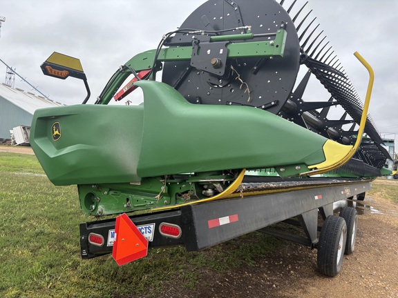 2022 John Deere RD40F Header Combine