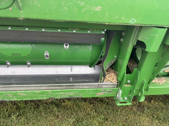 2022 John Deere RD40F Header Combine