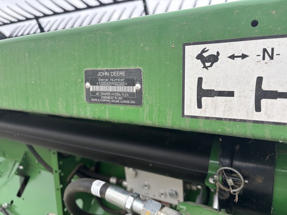 2022 John Deere RD40F Header Combine