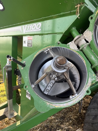 2017 Brent V1100 Grain Cart