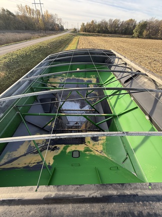 2017 Brent V1100 Grain Cart