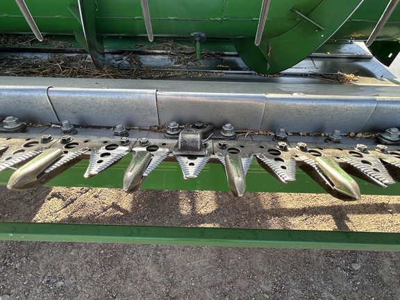 2022 John Deere 635F Header Combine