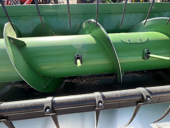 2022 John Deere 635F Header Combine