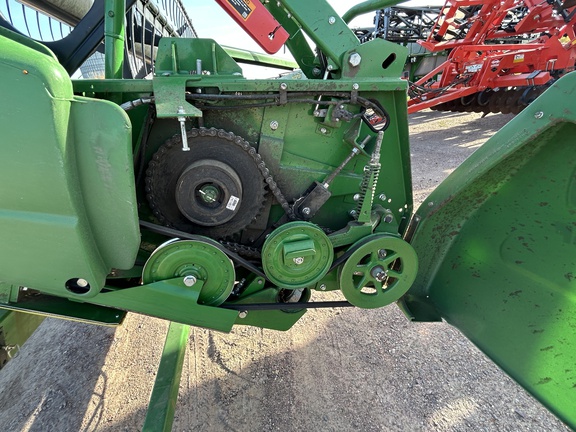 2022 John Deere 635F Header Combine