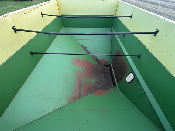 1995 Demco 365 Gravity Box