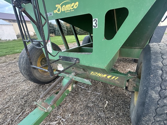 2002 Demco 365 Gravity Box