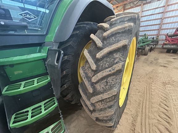 2021 John Deere 8R 340 Tractor