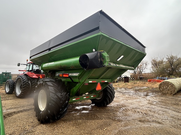 2001 Brent 976 Grain Cart