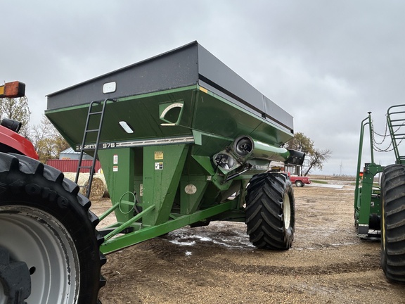 2001 Brent 976 Grain Cart