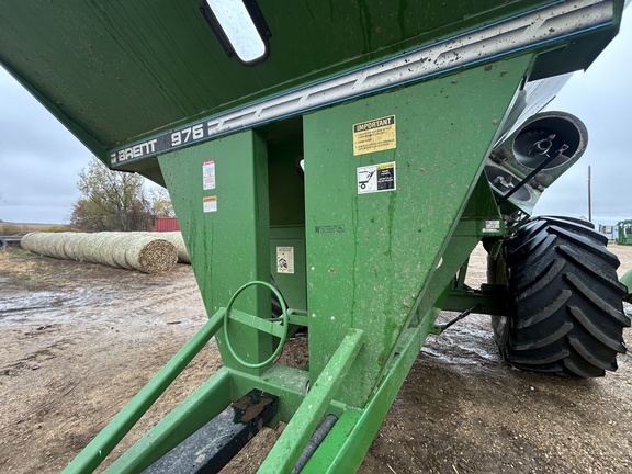 2001 Brent 976 Grain Cart