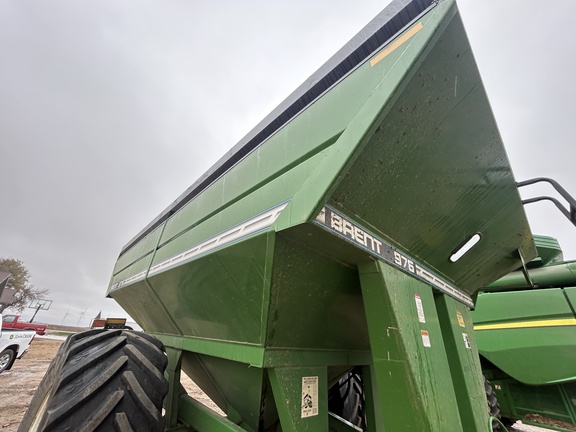 2001 Brent 976 Grain Cart