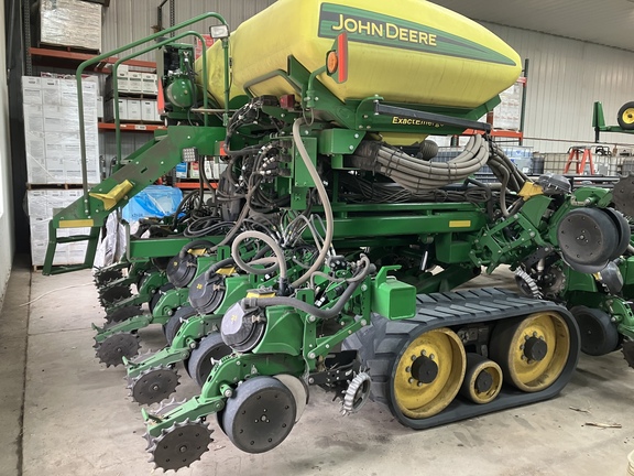 2013 John Deere DB90 Planter