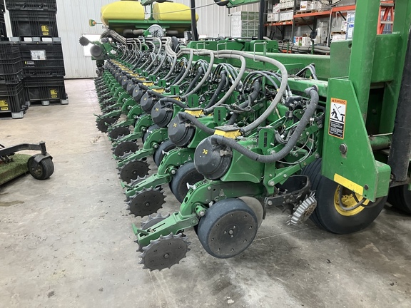 2013 John Deere DB90 Planter