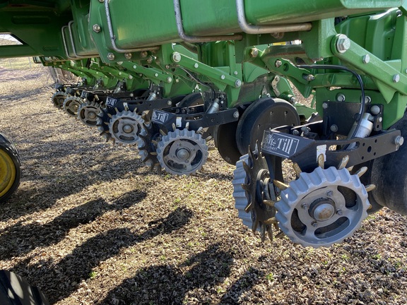 2013 John Deere DB90 Planter