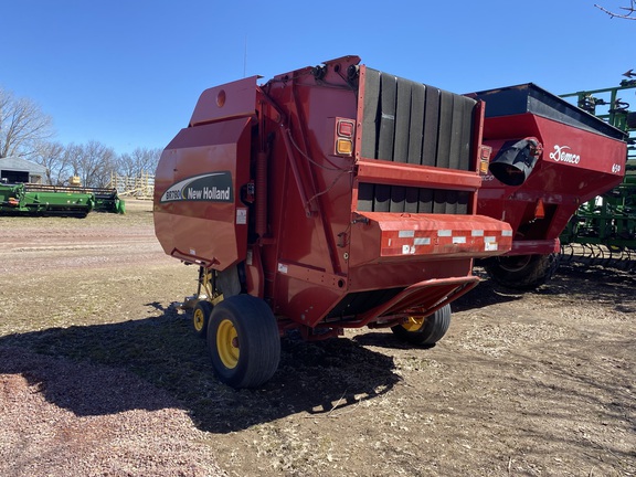 2005 New Holland BR780 Baler/Round