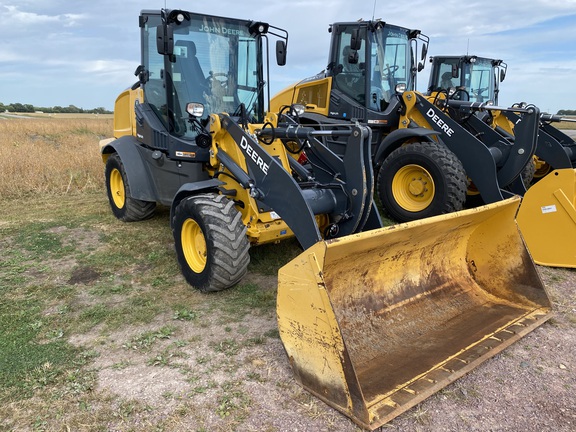 2020 John Deere 324L Compact Utility Loader