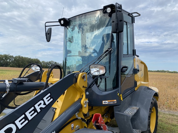 2020 John Deere 324L Compact Utility Loader