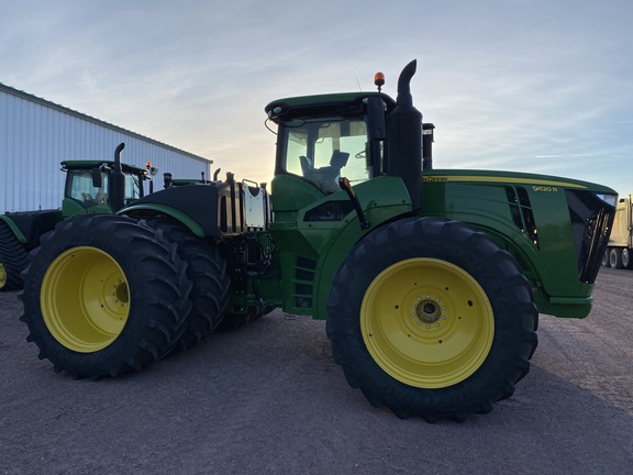 2020 John Deere 9620R Tractor 4WD