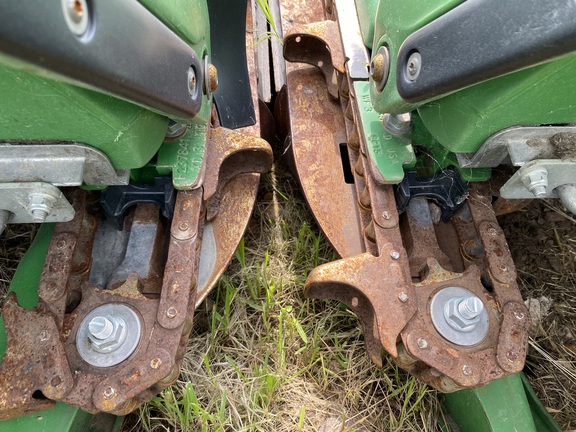 2019 John Deere 712C STALKMASTER Header Corn Head