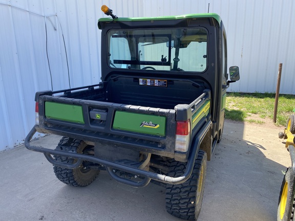 2022 John Deere XUV 835R ATV