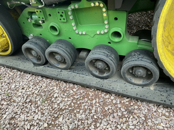 2023 John Deere 9RT 570 Tractor Rubber Track