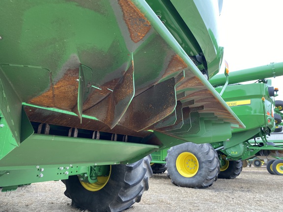 2019 John Deere S780 Combine