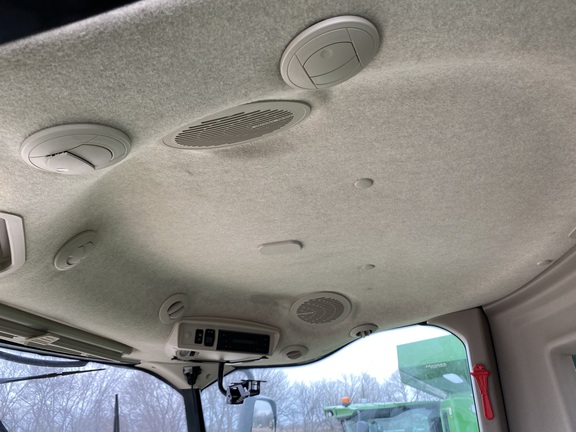 2019 John Deere S780 Combine