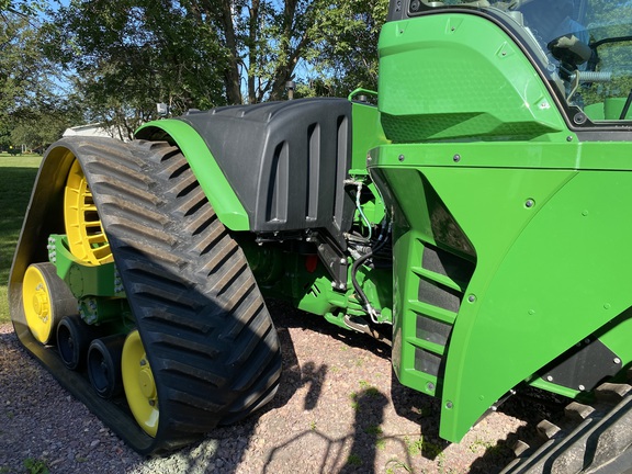 2023 John Deere 9RX 640 Tractor Rubber Track