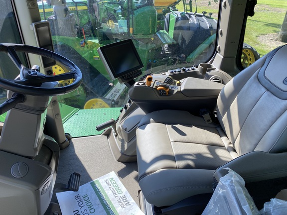 2023 John Deere 9RX 640 Tractor Rubber Track