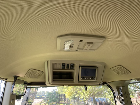 2023 John Deere 9RX 590 Tractor Rubber Track