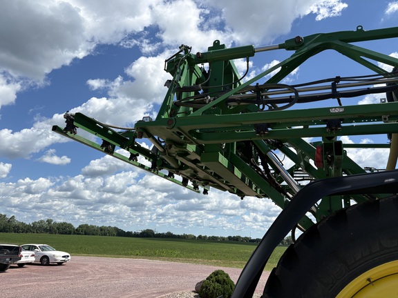 2022 John Deere 612R Sprayer/High Clearance