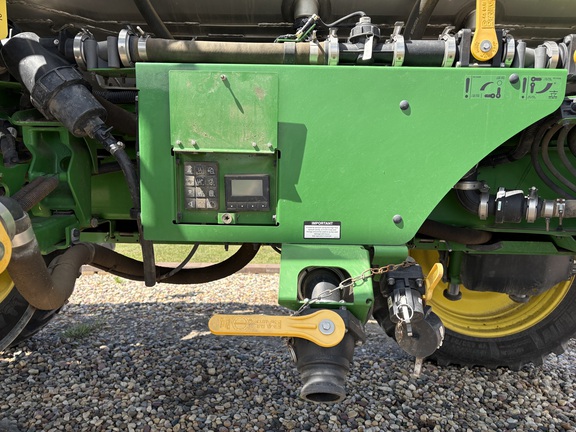 2022 John Deere 612R Sprayer/High Clearance