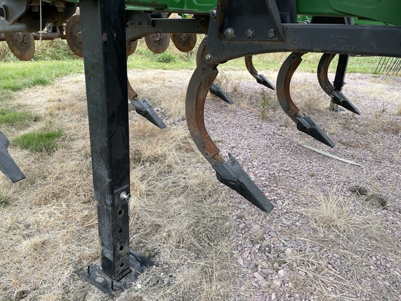 2017 John Deere 2730 Disk Ripper